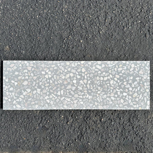 Concrete Collaborative | Venice Acier Large Marble Chip 36x12