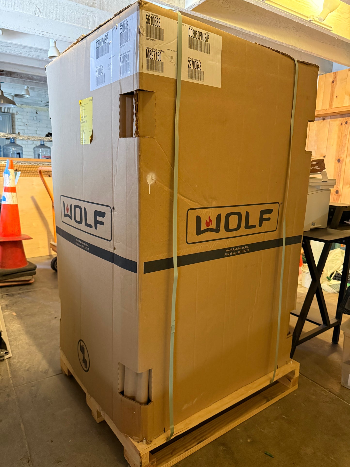 Wolf | 30" M Series Professional Built-In Double Oven