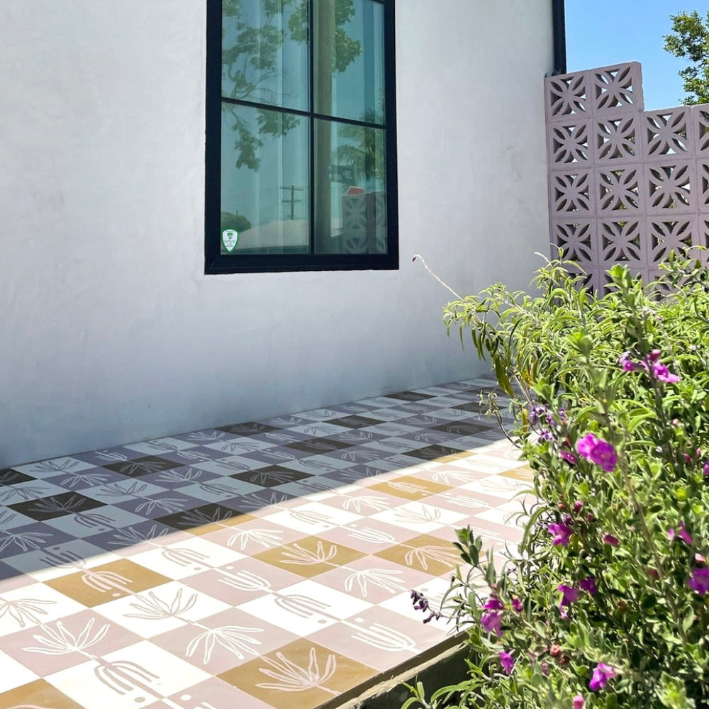 Concrete Collaborative | 8x8 Indio Agave in Ivory White with Lilac Accent