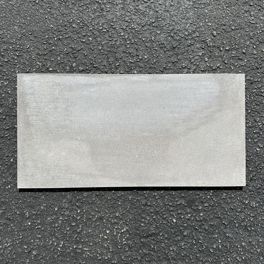 Concrete Collaborative | Trails Fossil Flekk 18x36 Tile