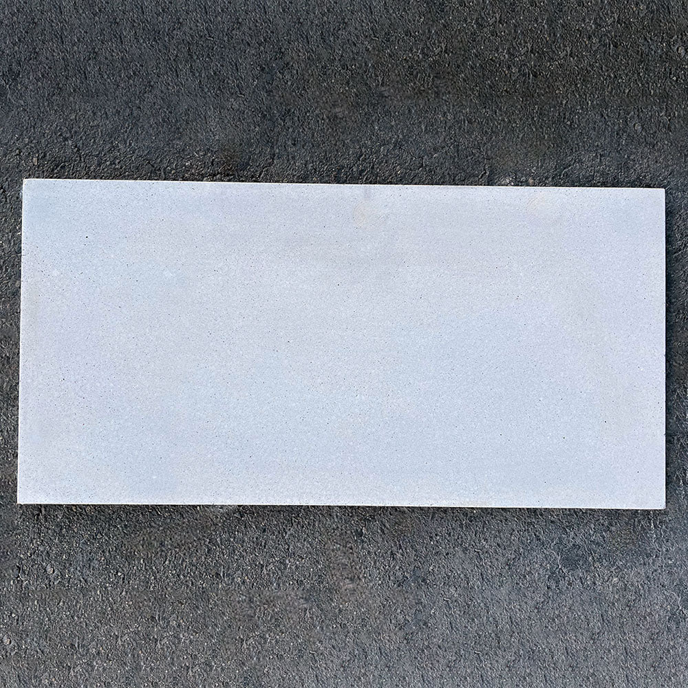 Concrete Collaborative | Trails Grey Ivory Flekk 18x36x3/4 in